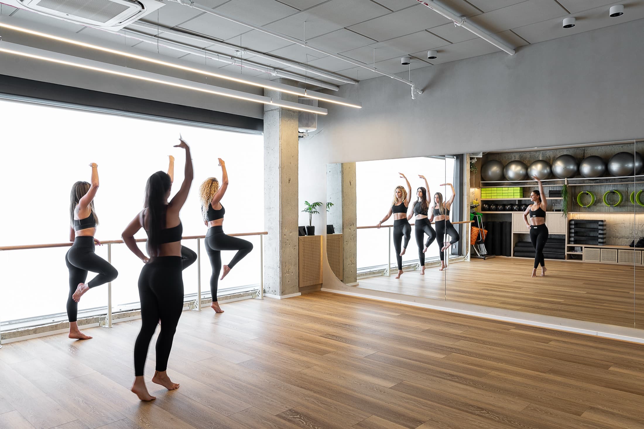 Mofit — 14