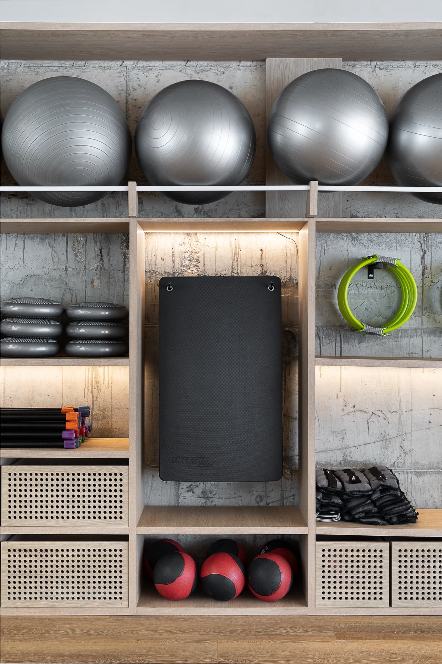 Mofit — 22
