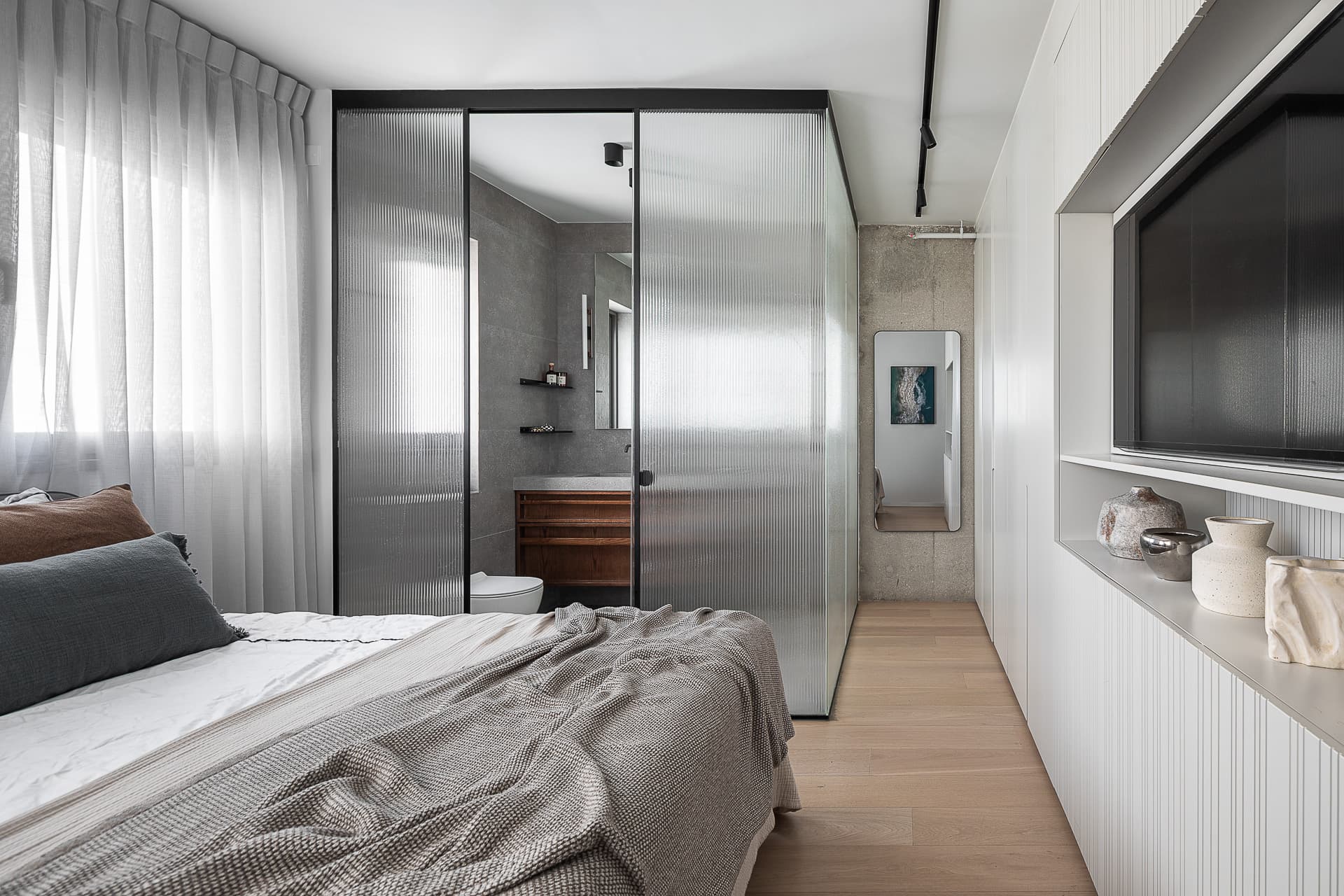 P. Residence — 16