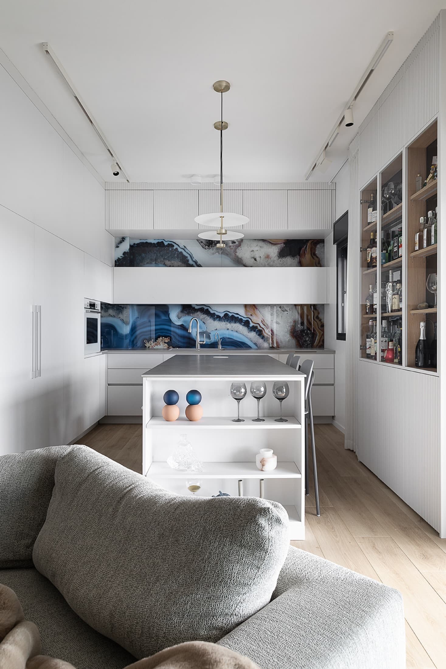 R. Residence — 6