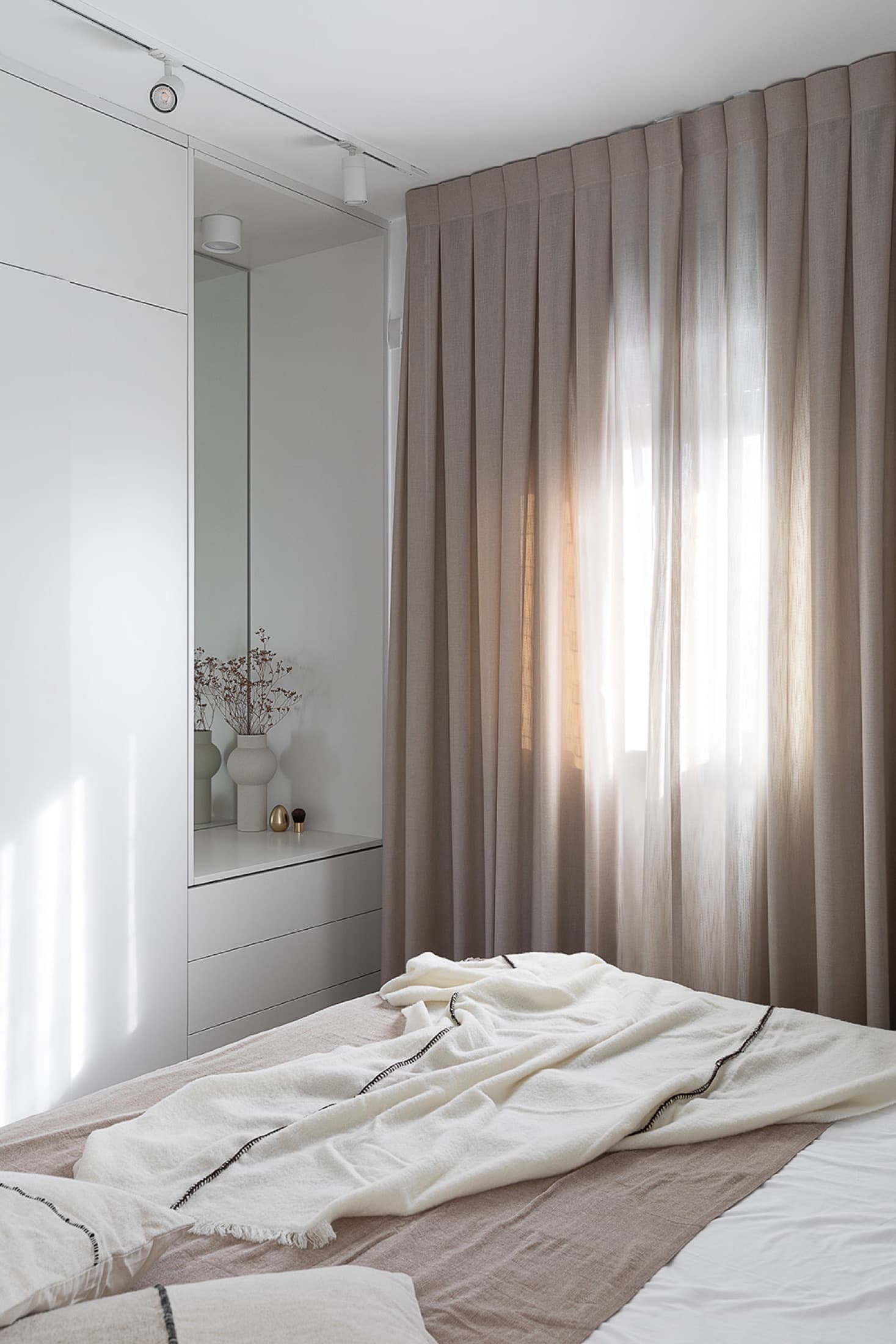 R. Residence — 26